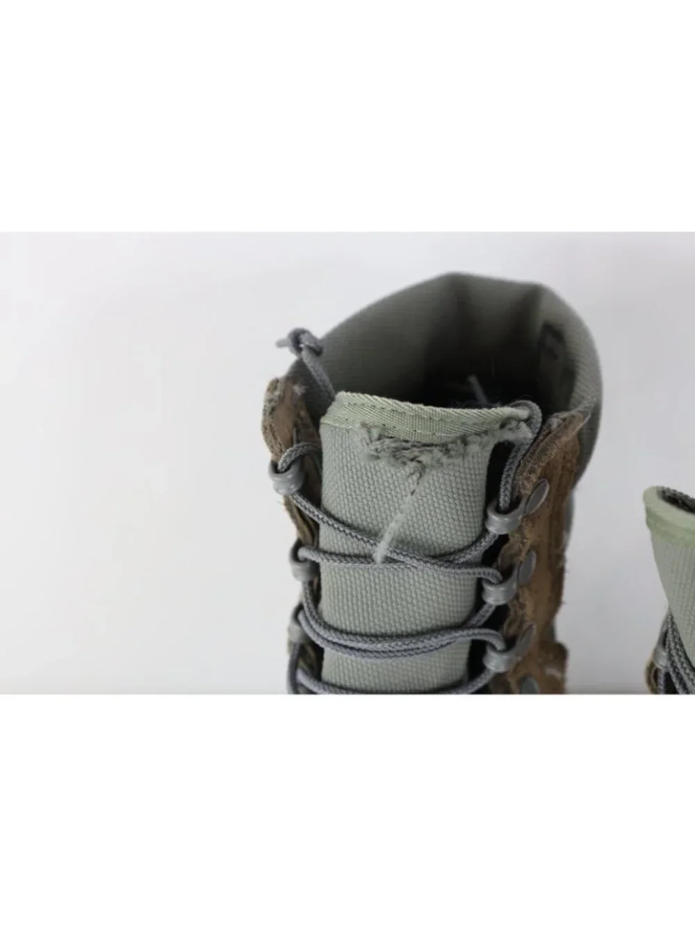 Vintage USGI Military Mens 8.5 Goretex Waterproof Leather Combat Boots Green USA